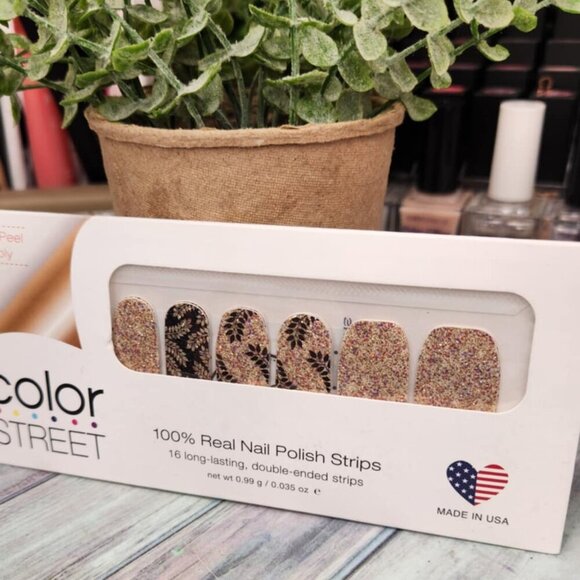 Color Street- Laurel Gardens - Picture 1 of 6